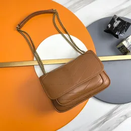 Designer de luxo Sacos de estilo Londres Bolsa de couro genuíno Madame 3 Tamanho 30 cores Bolsa feminina clássica bolsas de viagem de grande capacidade