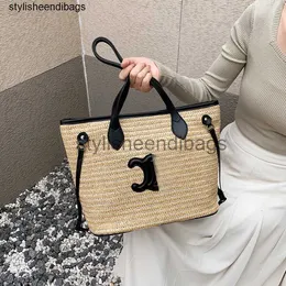 Bolsos de diseñador 2023, nueva cesta de verduras a la moda, bolso de bambú portátil para vacaciones en la playa para mujer, bolso tejido con hierba, bolsos con estilo