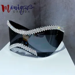 Occhiali da sole oversize Punk Bling Diamond Sunglasse Luxury Brand Designer Uomo Occhiali da sole Y2k Goggle Donna UV400 Eyewear 230628