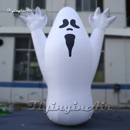 Gruseliger großer aufblasbarer weißer Geisterballon, Halloween-Cartoon-Figur mit LED-Licht für die Gartendekoration