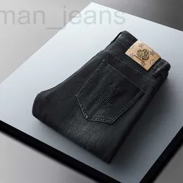 Designer de jeans pour hommes Produits européens légers et luxueux, jeans épaissi automne hiver 2022, coupe slim pour hommes, petits pieds, impression élastique, marque de mode, haut de gamme