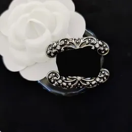 Marka projektantka broothes kobiety mężczyźni pary pieczęć kryształ kryształ broszka broszka perłowa