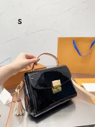2023 Nuova borsa di design moda croisette Borsa nappa borsa a tracolla pochette borsa a tracolla di lusso borsa a mano borsa a tracolla in pelle laccata