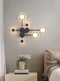 Luminária de parede ao lado da cama com rede de céu estrelado vermelho lustre pequeno na sala de estar com iluminação decorativa especial para escadas de alto padrão