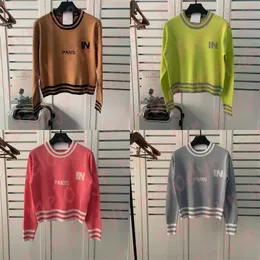 Autunno inverno maglieria maglieria lettera stampa donna maglione manica lunga stile corto pullover lavorato a maglia