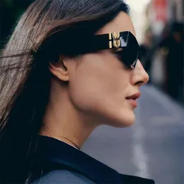 Moda Tasarımcısı Kadınlar Için Güneş Gözlüğü Gözlüğü Plaj Güneş Gözlükleri Kadın Erkek Gözlükler 6 Renkler Retro Lüks Güneş Gözlüğü Kutusu Ile Gözlük