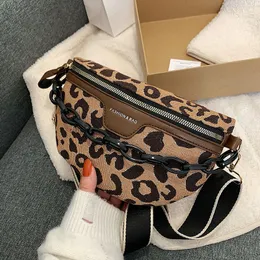 Akşam Çanta Kadın Çantası Rahat Tatil Crossbody Göğüs Leoparlar Desen Fermuar Bel Marka Yarım Ay Lüks Fanny Paketi 230630