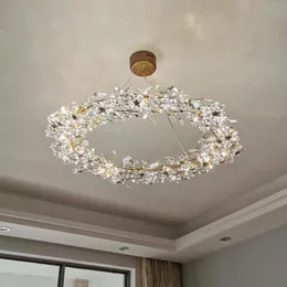 Kronleuchter American Country Crystal Kreativer Blumenring Personalisierter LED-Kronleuchter Moderne Dekoration Schlafzimmerdecke