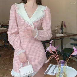 Abiti casual Inverno Vintage Kawaii Abito da donna Plaid in pizzo Patchwork Sweet Party Mini Moda femminile coreana Elegante designer 2023