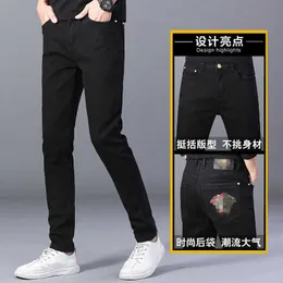 Herren-Jeans-Designer, Herbst- und Winter-Plüsch, verdickte neue Jeans, leichte Luxus-koreanische Version, dicke Stretch-Füße, Slim-Fit-Stickerei