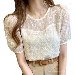 Camisetas femininas Moda Marca Verão Versátil Pulôver Decote Redondo Oco Camisa Manga Curta Design Sense Nicho Estilo Ocidental Top