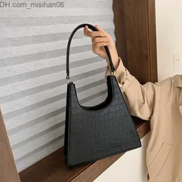 Evening Bags Evening Bags French Style Leather Shoulder Bag Crescent Armpit Small Handbags For Women Clutch Solid Color Fashion Vintage Tote Purse 220902 Z230630