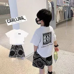 衣料品セット2023夏の男の子の女の子コットンセット子供Tシャツショーツ2PC