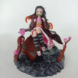 Action Toy Figures Demon Slayer Kamado Anime Figur Kamado Nezuko PVC Action Figure Kimetsu No Yaiba Statue Vuxen Collectible Model Doll Gift 230629