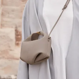 Luksusowa torba projektantów Kobiet pod pachami torby na torbę Wysokiej jakości skórzany materiał Regulowany pasek na ramię Moda Nisza jedno ramię zaawansowane worki bento