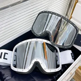 Ski Glasses Designer Womens Mask Protective Sunglasses Bicycle Sunglasses Mens Luxury Glasses with Magnetic Fashion Cool UV400 Protective Lenses