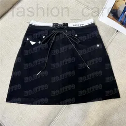 Sukienki plus rozmiar designerskie sukienki damskie dżinsowe spódnice na imprezę metalową odznakę w klubie nocnym High Waust Short Charm Ladies Mini spódnica fezw