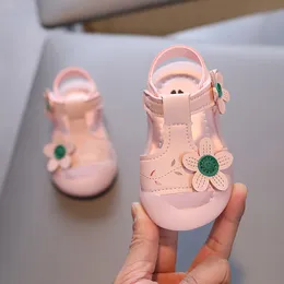 Sandaler Summer Princess Shoes for Girls Pu Leather Soft Soled Travel Beach Kids Spädbarn Baby Toddler Non Slip 230630