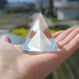 Dekorativa figurer Fashion 3D Crystal Pyramid Table Ornament Ancient Building Model Home Decoration Delicate Transparent Geomancy Trinket