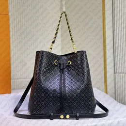 Akşam çantaları tasarımcı kadın çanta çanta çanta çanta lüks crossbody çanta çekme kabartmalı mektup gerçek deri çıkarılabilir tutamak düz omuz çantası bayan