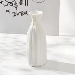 Vases White Ceramic Vase For Dried Flower Home Decoration Accessories Modern Simple Office Tabletop Ornament Porcelain Garden Decor