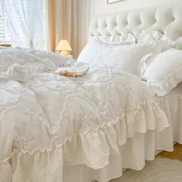 Bedding Sets Cotton Korean Princess Solid White Ruffle Bedspread Flower Embroidered Duvet Cover Bed Skirt Pillowcases