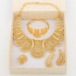 Necklace Earrings Set Italian Jewelry With Gift Box For Women Gold Plated Cutout Feather Bracelet Rings Dinner Party