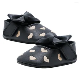 첫 워커 1 쌍 아기 유아용 신발 하트 패턴 자수 활 베이비 보우 노트 프레 우커 (검은 색 13cm 길이 6US 5UK 22EU 5109