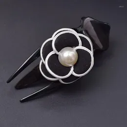 Whole Korean fabric adult large black word duck mouth claw clip simple pearl camellia flower hair female hair accessories1264j
