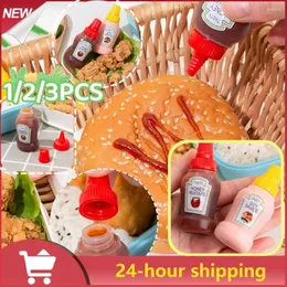 Storage Bottles Salad Container Plastic Needle-nosed Portable Covered Multifunctional Condiment Squeeze Box Sauce Bottle For Seasoning