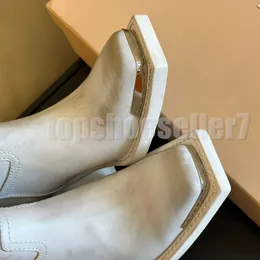 Tasarımcı Botlar Kare Ayak Ayak Bileği Toka Ayakkabıları Kadın Beyaz Kovgağlar Batı Kovboylar Lüks Deri Bikter Botlar tıknaz topuk martin Botlar Kemer Toka Trim 35-40