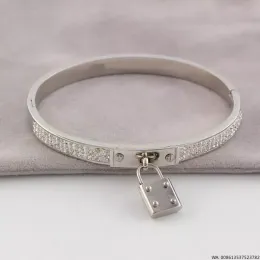 2023 New Arrrival Hot Sale Fashion steel bangle Magnet Lock Leather mens bracelets gold 22k Unisex letter lover Charm Bracelet classic designer jewelry Gift