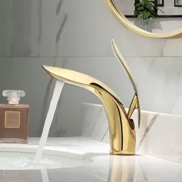 Bathroom Sink Faucets Northern European-Style Copper Gold Wash Basin Drop-in Faucet Affordable Luxury Style Minimalist Creative