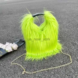 Totes Punk Faux Fur Women's Purse Handbags Solid Color Y2k Hot Girls Plush Shoulder Bags Soft Furry Female Chain Tote Crossbody Bag 240407