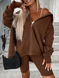 Kvinnors träningsdräkter Kvinnor Casual Holiday Solid Two Pieces Matching Set Spring Autumn Loungewear Hooded Pullover Top Shorts Lady Outfit