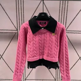 デザイナーの甘い刺繍文字偽の2-カーディガンソリッドカラーパターン編み花付き花柄のソリッドカラーウールセーター