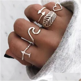Cluster Rings 2022 Design Heart Set For Women Female Bohemian Jewelry Gifts Simple Bridal Fashion Ring Drop Delivery Dheag