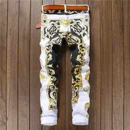 Jeans da uomo Jeans slim stampati da uomo Pantaloni alla moda in denim bianco dritto Pantaloni lunghi Taglia asiatica198v