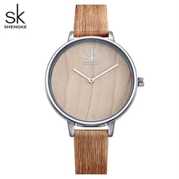 Shengke novo criativo relógios femininos moda casual relógio de couro madeira simples feminino quartzo relógio de pulso relogio feminino234j