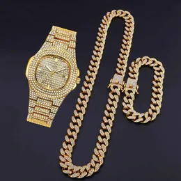 Mrożony łańcuch zegarków Hip Hop Watches Mens 2010 Bling Gold Diamond zegarek dla mężczyzn Wodoodporny na rękę na rękę Męs