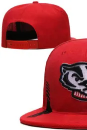 2023 All Team Fan's USA College Baseball Adjustable Badgers Hat On Field Mix Order Size Closed Flat Bill Base Ball Snapback Caps Bone Chapeau a0