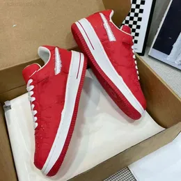 Lvity Üniversitesi Beyaz Koşuyor Mavi Virgil Spor Sakinleri Ayakkabı Tasarımcıları 1 Düşük Kuvvetler McA Air One Des Chaussures Sneaker Klasik Siyah Altın Kırmızı Erkekler Trainer 13