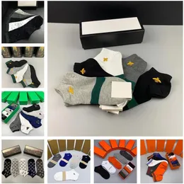 Herrkvinnor Sock Designer Socks Summer Short Sock Luxury Little Bee Cotton High Quality 12 Sorts Choice 5Pairs with Box302l