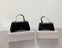 Women Luxury Designer bags Card Holder High Quality Genuine Leather Purse Crossboby Bag Wallet Fashion Purses Men Key Credit Cards5651378