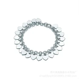 Bracciale a cuore multiplo di design di lusso da donna con fili in acciaio inossidabile catena a portata di mano regali di gioielli per coppie per accessori per fidanzate all'ingrosso
