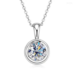 Chains QXTC 925 Sterling Silver 2 D Color Moissanite Pendant Necklace Sparkling Engagement Wedding Party Fine Jewelry