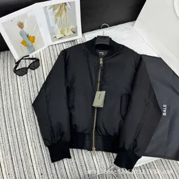 メンズジャケットデザイナーハイエンド秋/冬の新しいファッションシンプルでハンサムなコートジャケットコートG6H5