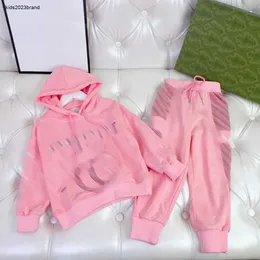Fatos de moda linda rosa conjunto com capuz para crianças tamanho 100-150 cm 2pcs rendas até pulôver com capuz e calças de retalhos oct05