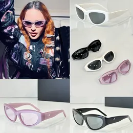 2023 Nya designer solglasögon för kvinnors solglasögon för Lady Ladies Retro Eyewear Cat Eye Square Design UV400 Skydda linsens estetiska glas med väska R.E.A.T