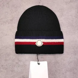 Designer 100% lã chapéu de malha moncier alta qualidade acabamento quente chapéu de malha interior e exterior wear tendência clássica azul branco vermelho listras 2496